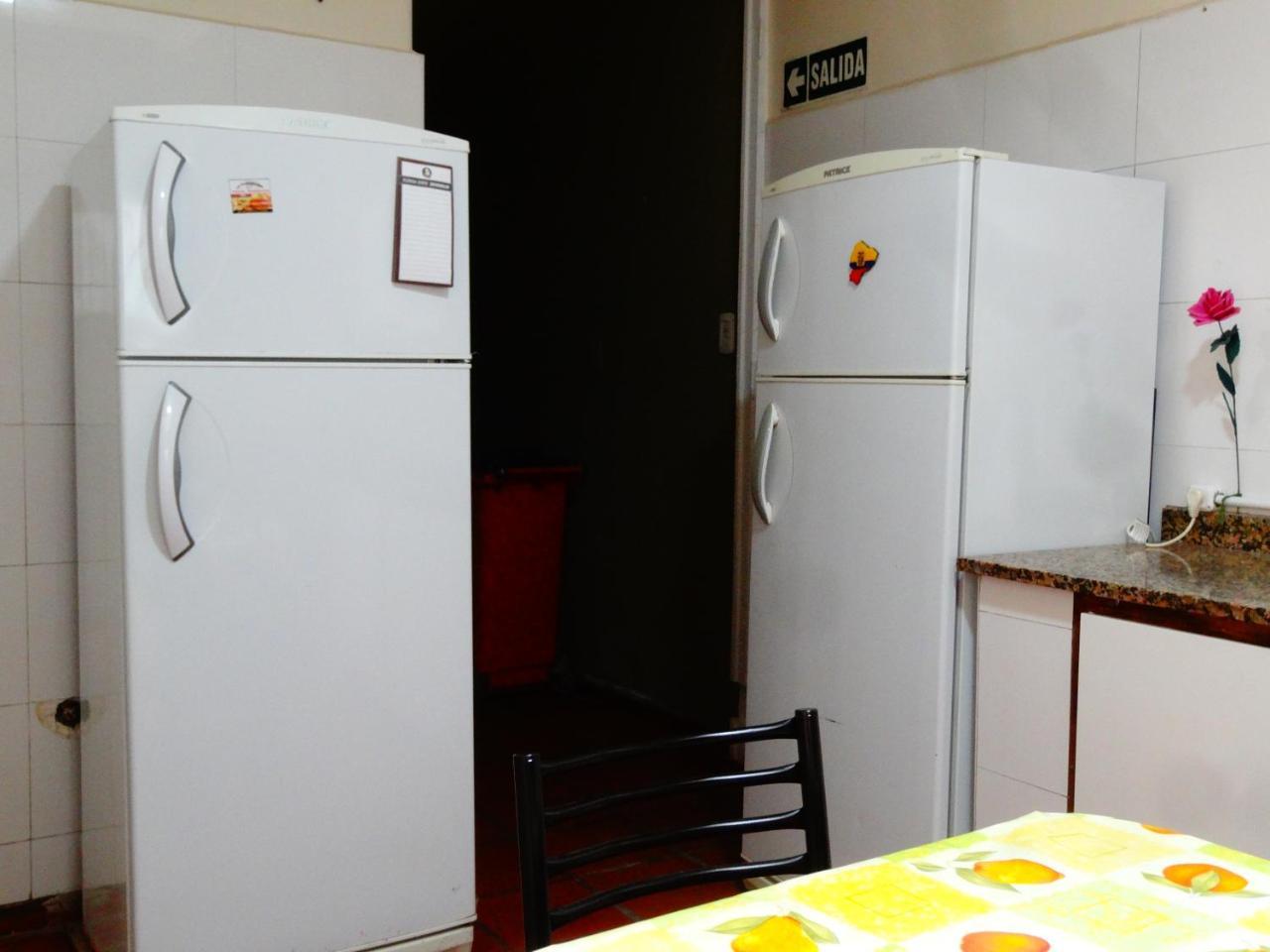 Hostal Black Sheep International